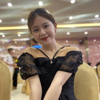 747ED2C4-5659-430B-80ED-5A4D8846C4A1.th.jpg