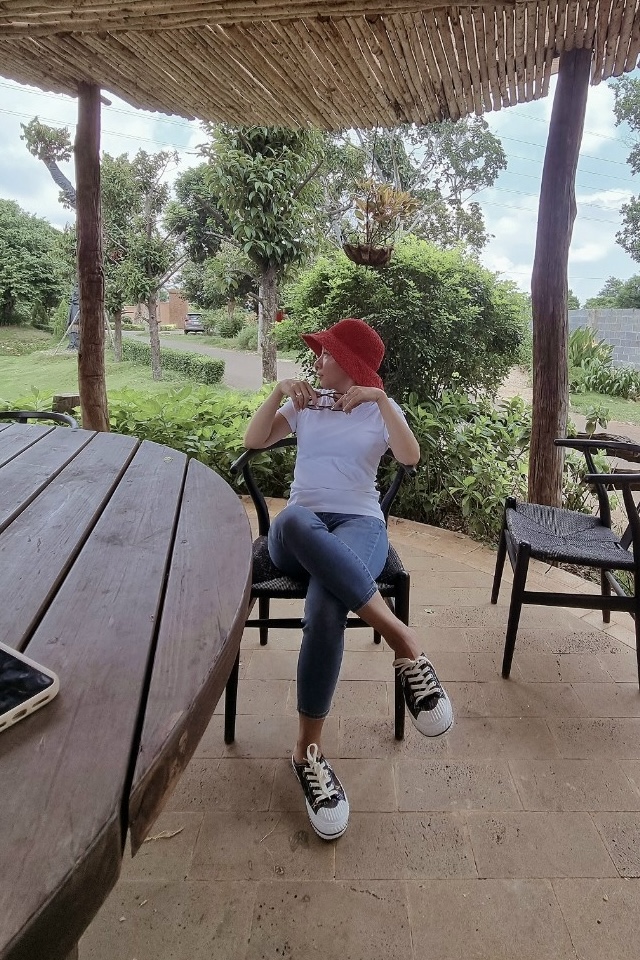 ao_trang_lo_ti.jpg