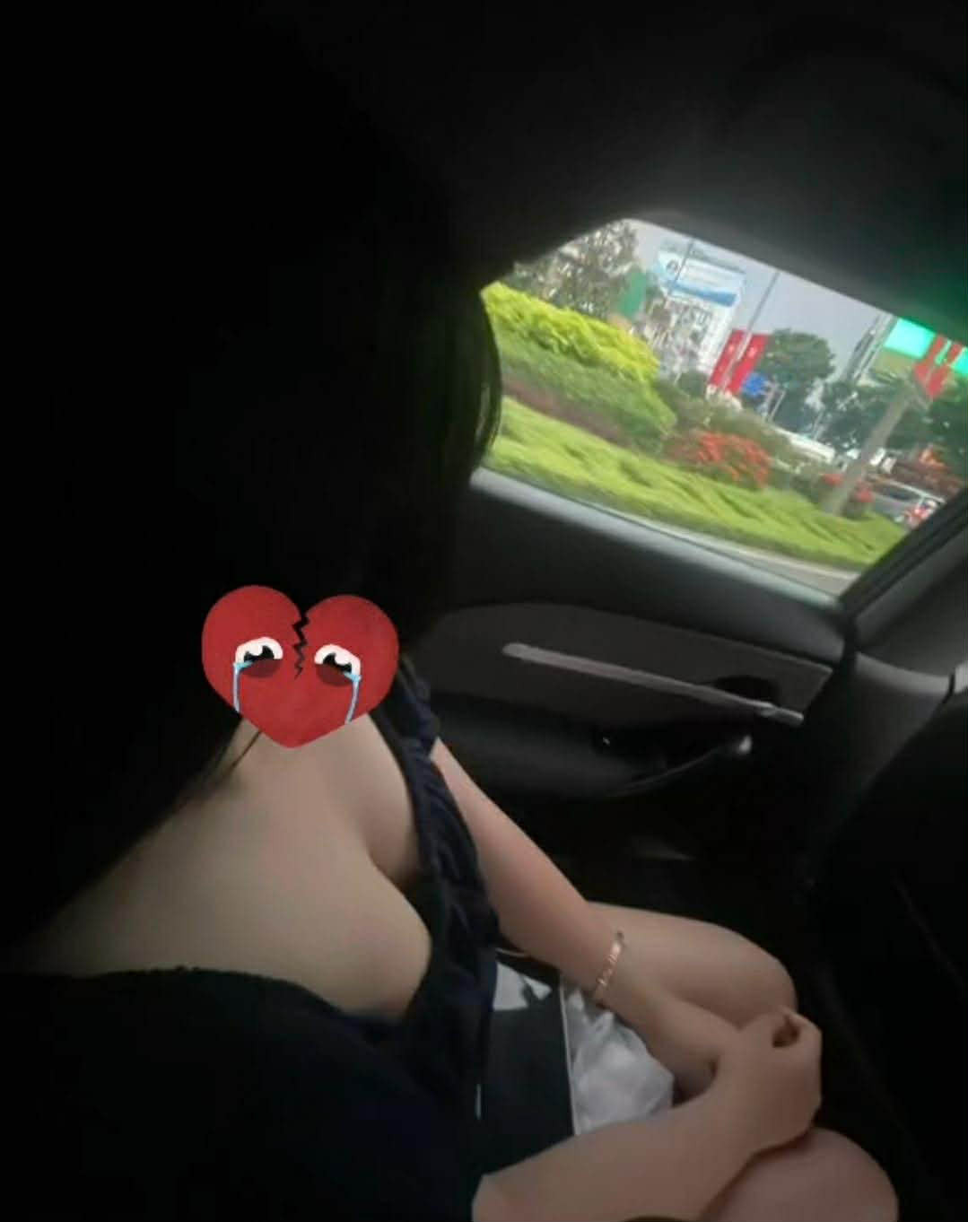 ab1a1ee2-494a-4d95-9d36-f8c4bd7dbb6b.jpg