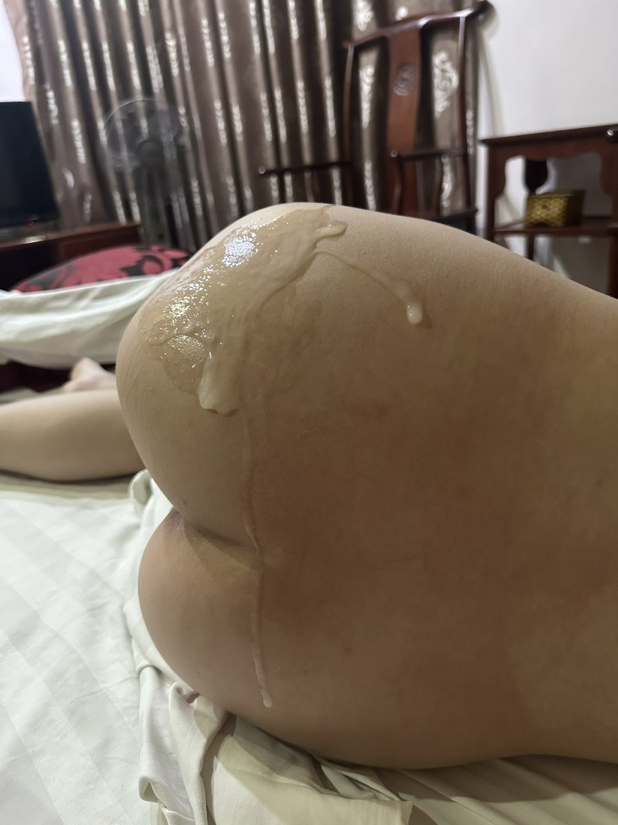 GqHm3jNbAAAp4A9.jpg