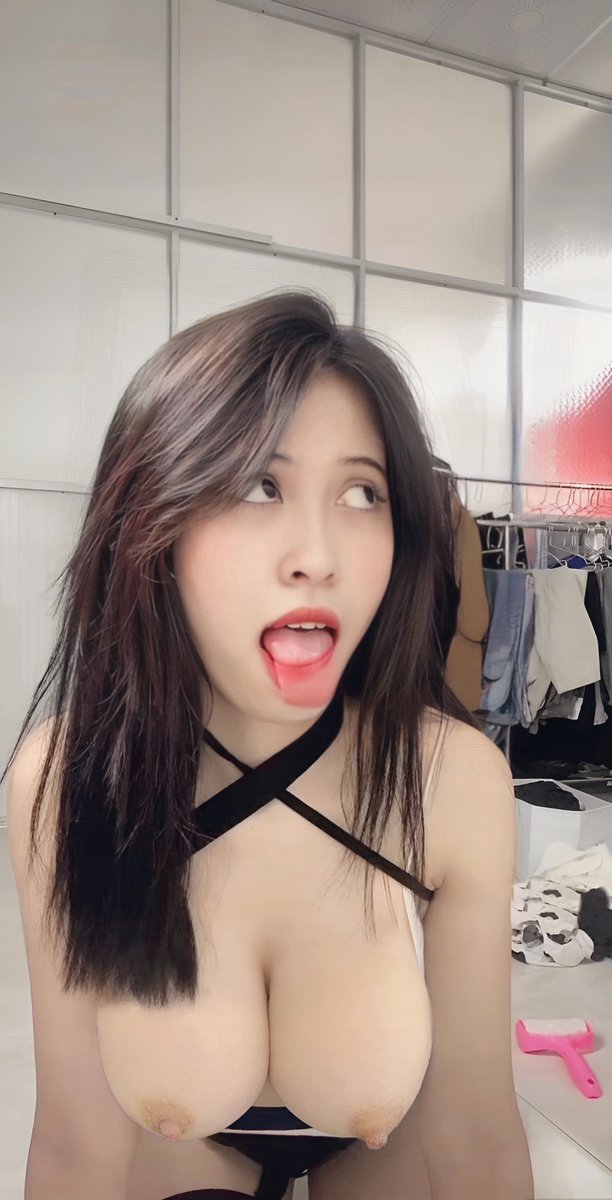 FzZMyPDaUAEz20i.jpg