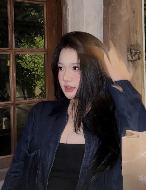 huyenmychu1.jpg
